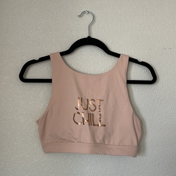 “Just Chill” Rose Gold Sports Bra Nude Pink Size M - Picture 3 of 7